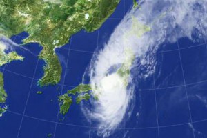 関東地方を直撃した台風の衛星写真