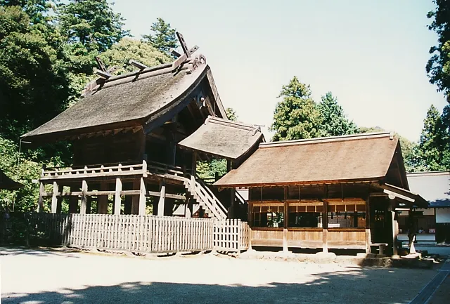 出雲大社本殿の外観｜縁結びのご利益で知られる神社