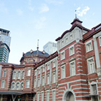 東京駅丸の内中央口から見る丸ノ内ホテル