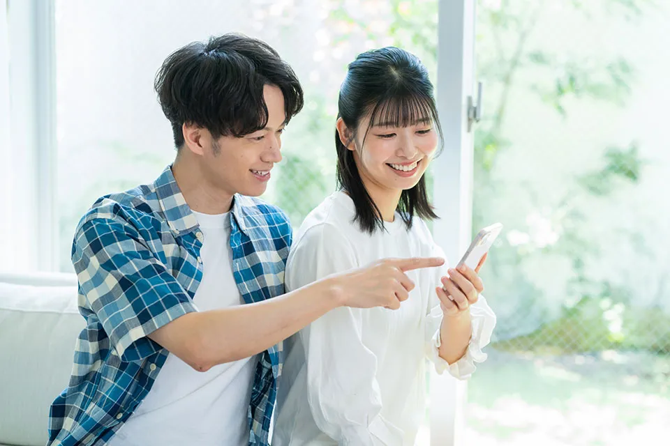 20代カップルの成婚体験談｜LINEトラブルから学ぶ婚活成功の秘訣