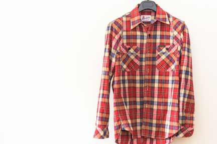 婚活初デートで避けるべき男性のNGファッション（柄シャツ・カジュアルすぎる服装）