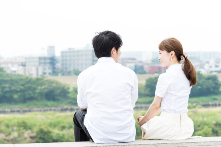 デートするカップル